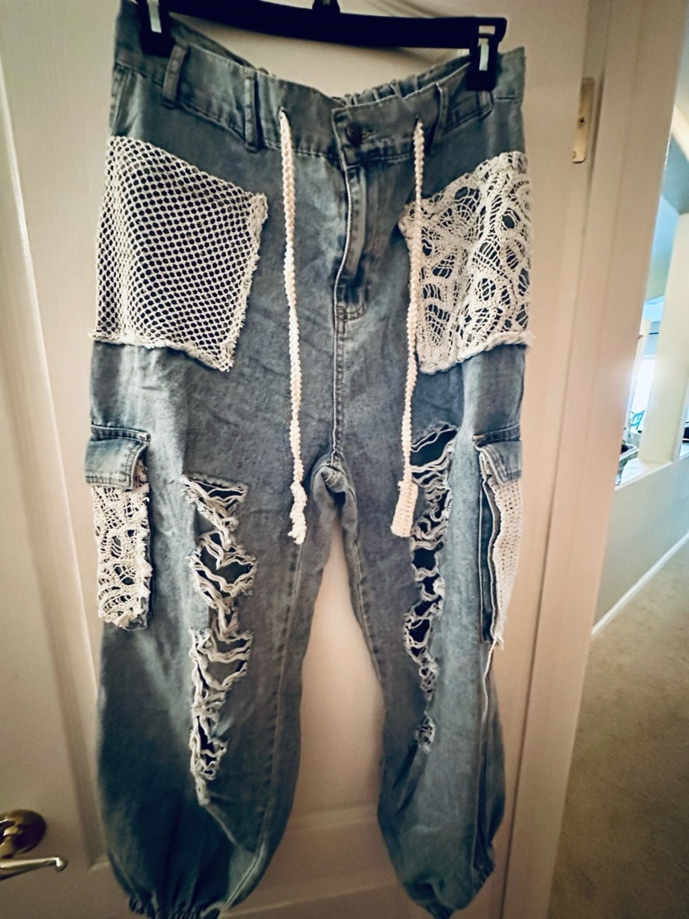 POL Distressed Light Blue Denim Jeans with White Crochet Patches